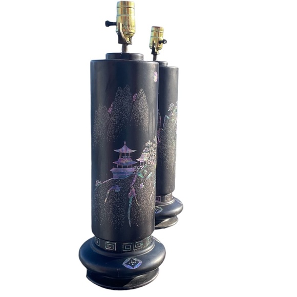 RARE SET OF 2 HOLLYWOOD REGENCY BLACK LAQUER MOTHER OF PEARL INLAY TABLE LAMP - Picture 4 of 16